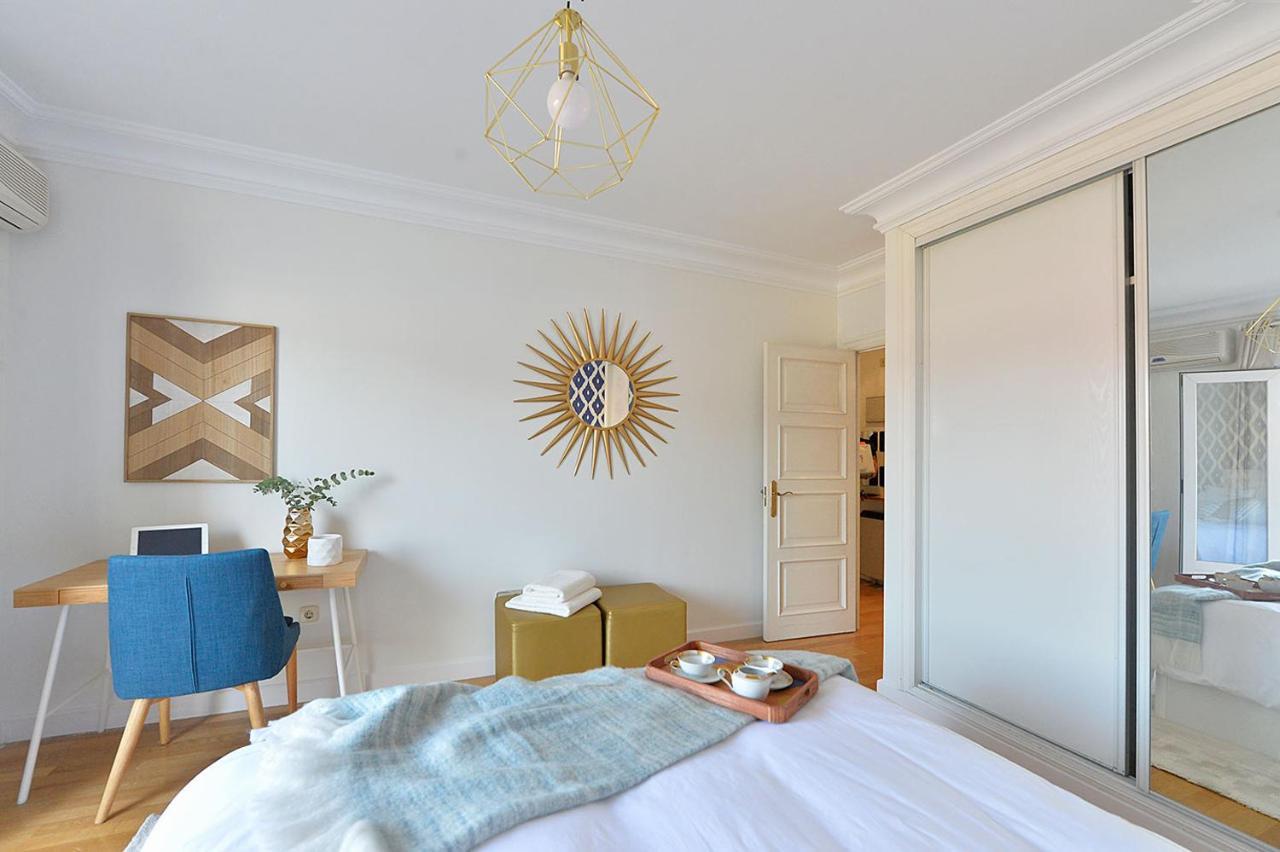 Homeabout Puerta Del Sol Premium Madrid Extérieur photo